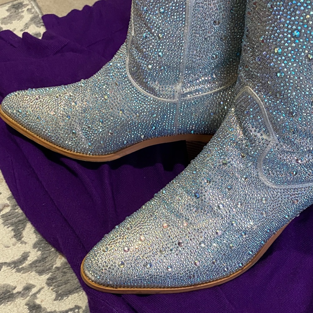 Source Unknown Sparkling Silver Heeled Boots - image 3